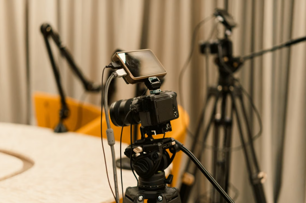 Dual-Camera Kit On-Site Recording | Indoor Multi-View Video Recording Service