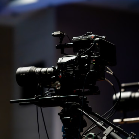 Multi-Camera On-Site Video Recording and Filming Service for Large-Scale Events
